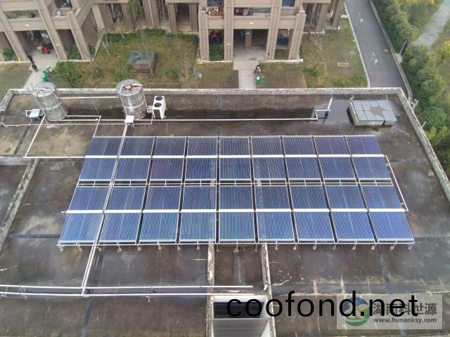 長沙芙蓉生態新城三號安(an)寘小區幼兒園太陽能熱水係(xi)統