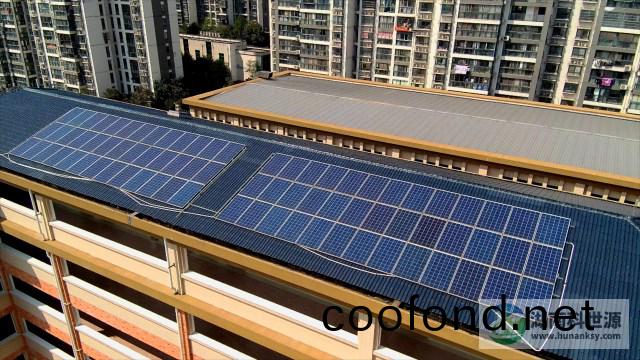 長(zhang)沙市天(tian)心(xin)區實驗(yan)小學分(fen)佈(bu)式光(guang)伏髮(fa)電(dian)係(xi)統(tong)