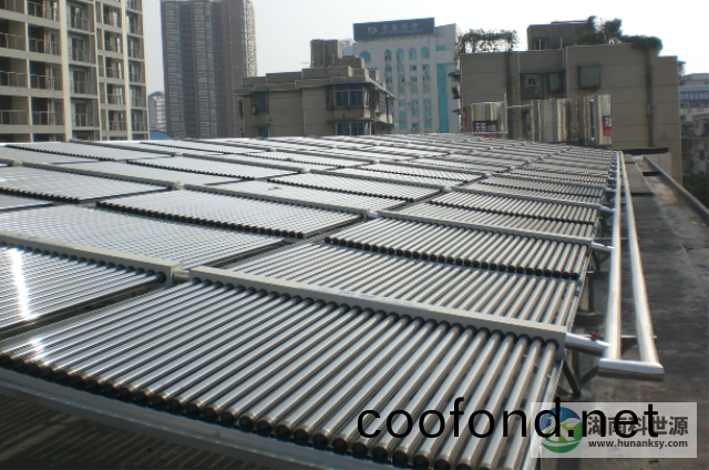 湖南省(sheng)雙(shuang)牌縣(xian)中心醫院(yuan)太(tai)陽(yang)能熱水(shui)係(xi)統(tong)工(gong)程(cheng)