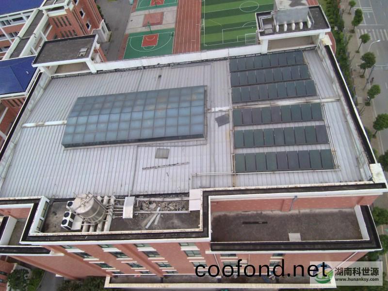 長沙市芙蓉區東風小學太陽能熱水係統工程(cheng)