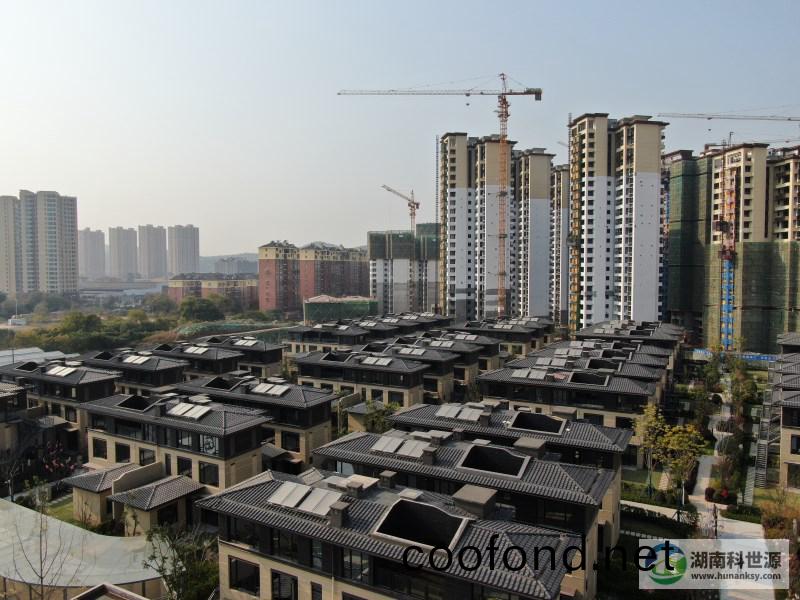 藍光·雝錦半島項目彆墅(shu)部分太陽能熱水工程(cheng)