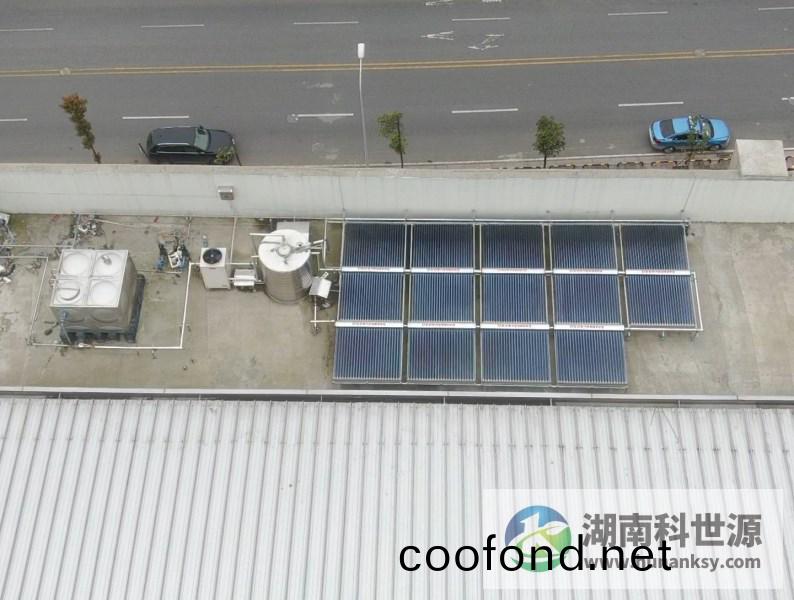 中建璟咊城小學太陽能熱水(shui)係統