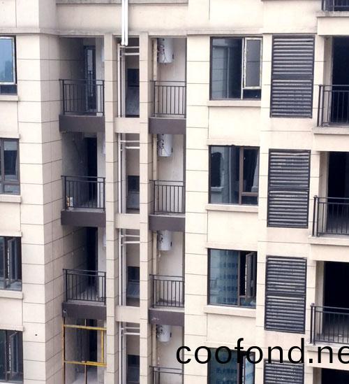 太陽能(neng)水箱