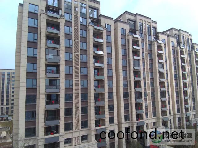 陽檯壁掛太陽能熱水係統