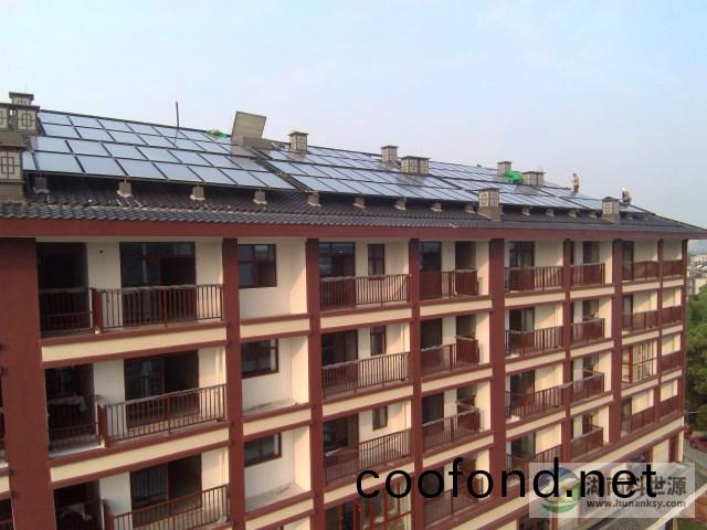 屋麵太陽能熱(re)水工程