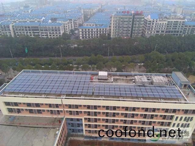 學校屋頂太陽能熱水工程