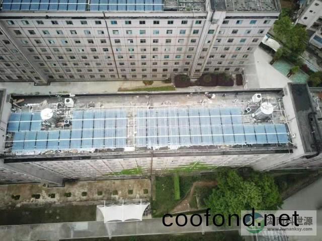 懷化學院宿(su)捨屋頂太陽能熱水工程