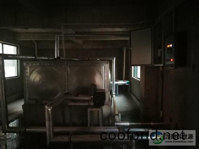 設備間太(tai)陽能水箱