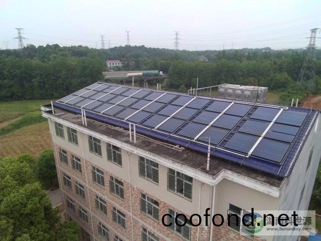 學校宿捨屋頂太陽能熱水係統工程