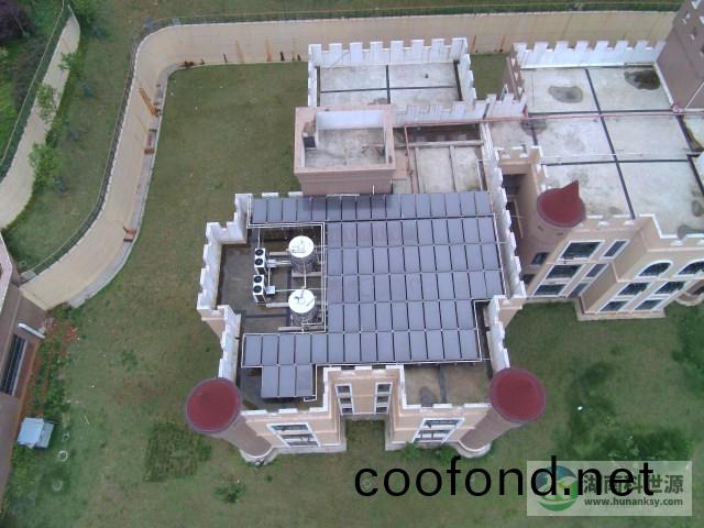 幼(you)兒園集中式(shi)太陽能熱水係統