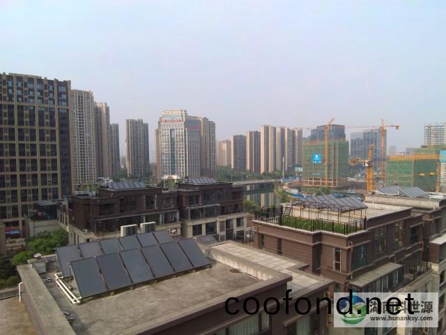 平闆太陽能熱水係統