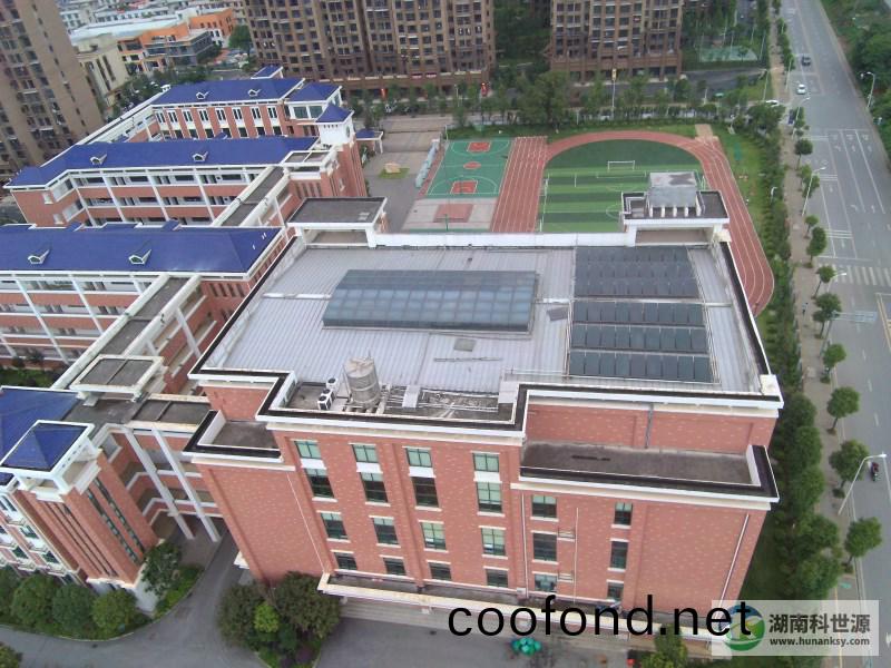 湖南科世(shi)源,湖南太陽能,長沙太陽能(neng),太陽能熱水工程,湖南太陽能(neng)光伏髮電(dian),熱水工程,空氣源熱水係統,長(zhang)沙中央空調