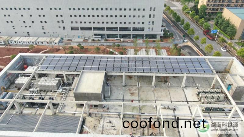 航(hang)拍太陽能(neng)熱水係統