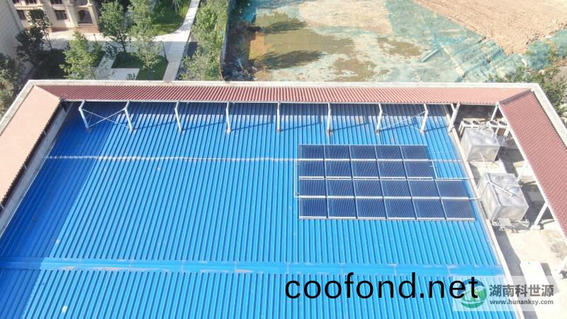 小學(xue)屋頂太陽(yang)能熱水係統工程