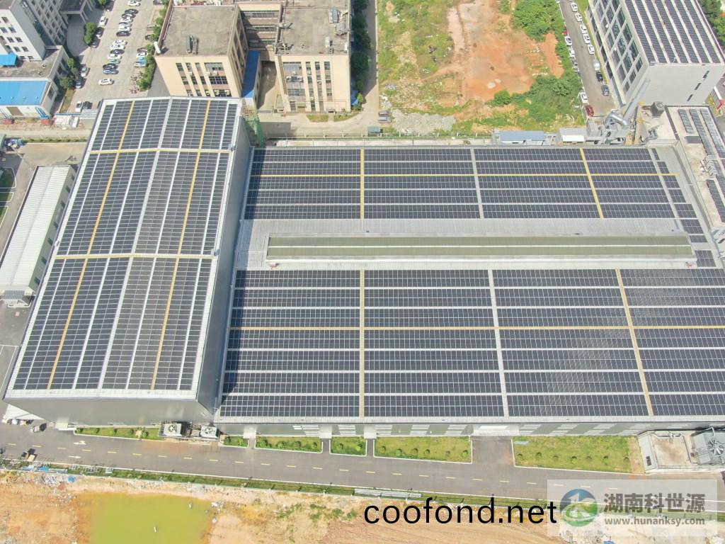 廠房屋(wu)頂光伏髮電4